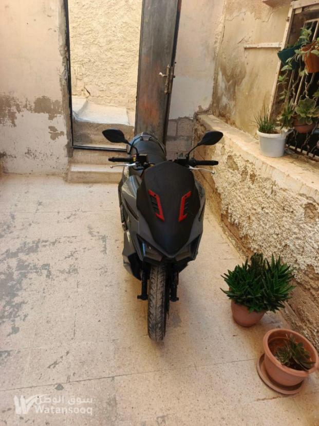 سكوتر sym200 للبيع