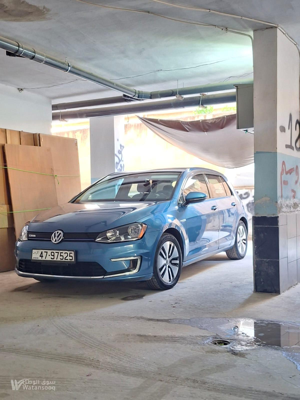 فلوكسفاجن جولف E Golf 2016