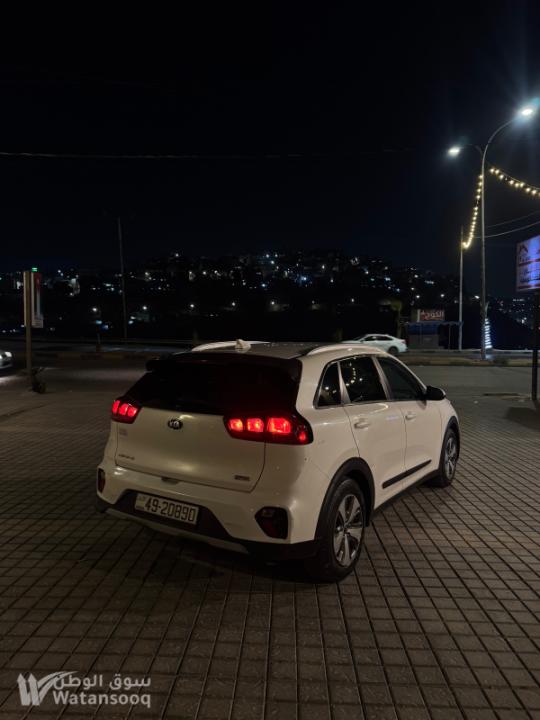 Kia nero