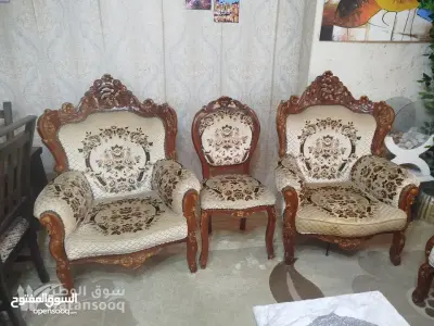 طقم جلوس 9 مقاعد للبيع فقط 140 دينار
