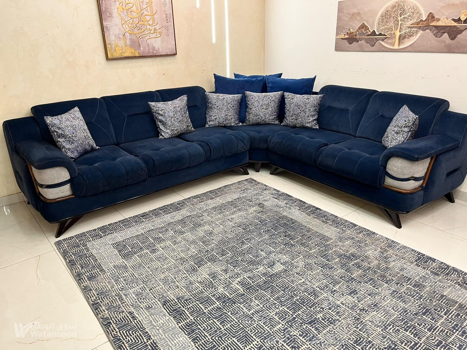 تم تخفيض السعر كرمالكم طقم كورنر حرف L للبيع بحال الوكاله تواصل خاص او واتس اب 0781444706