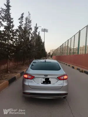 فورد فيوجين 2016 se