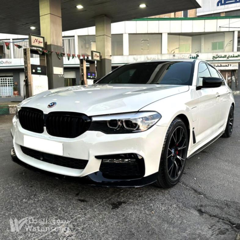 Bmw5302018