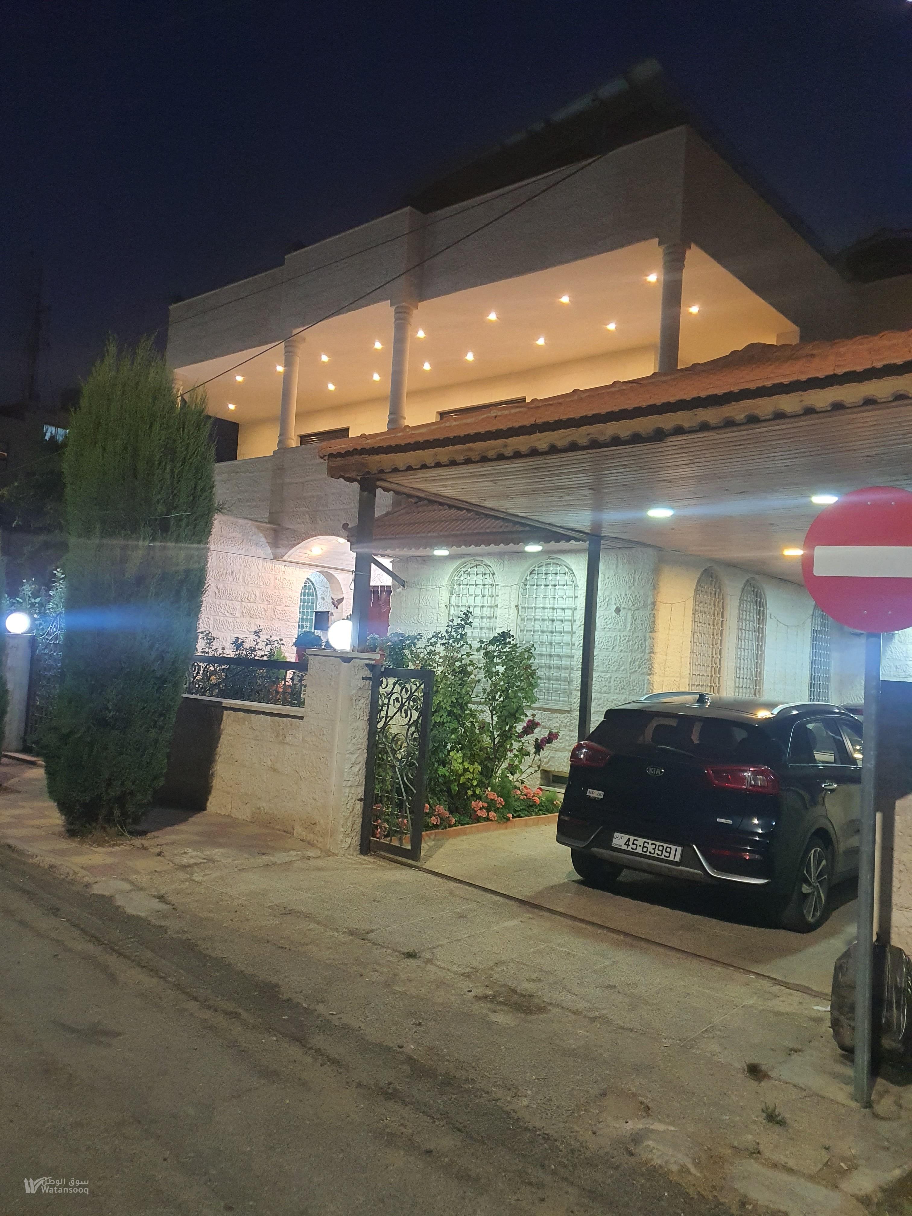 ضاحيةالرشيد خلف مجمع ابو الحاج التجاري موقع مخدوم فيلا ١٢
