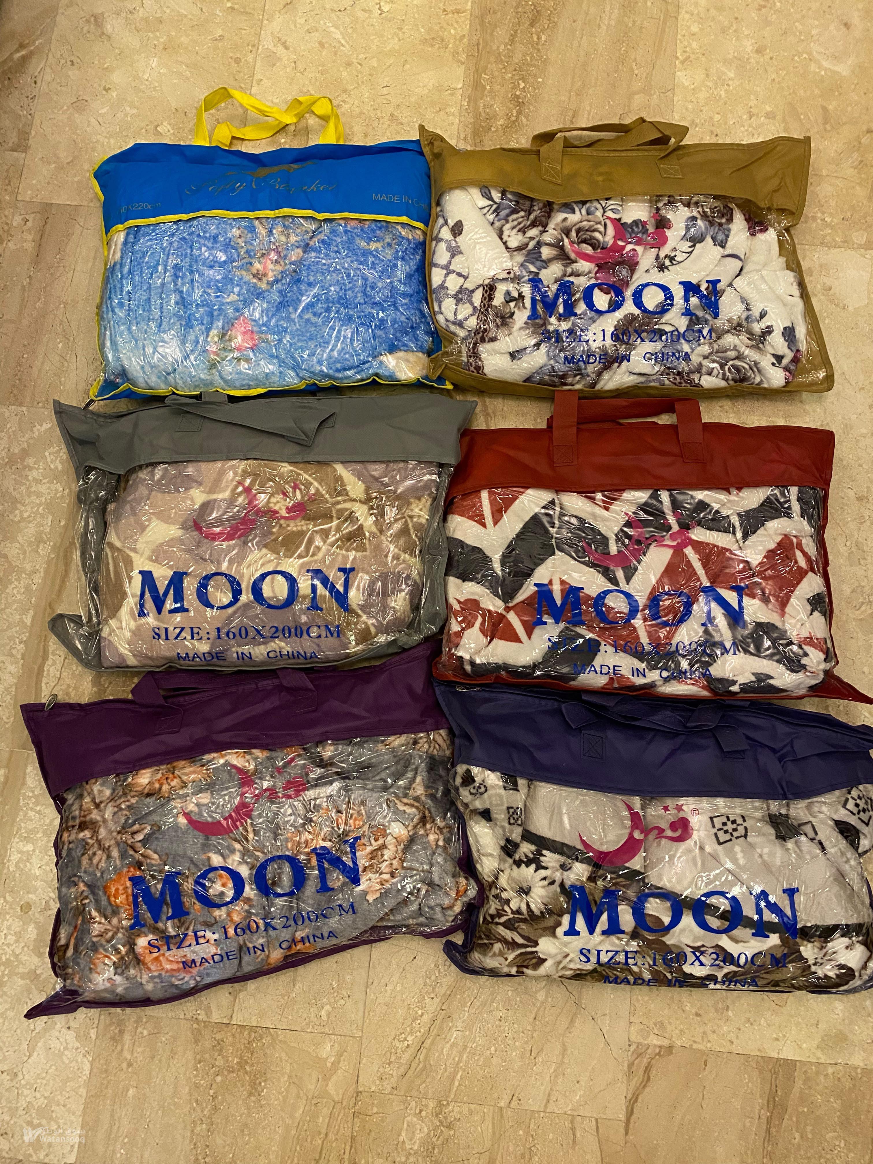 حرامات وملايات moon موسمية بالوان متنوعة